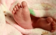 Nemocnice rušia poplatky za epidurál a prítomnosť otcov pri pôrode